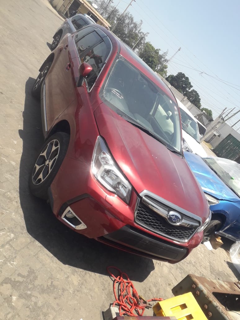 Vehicle photo 2