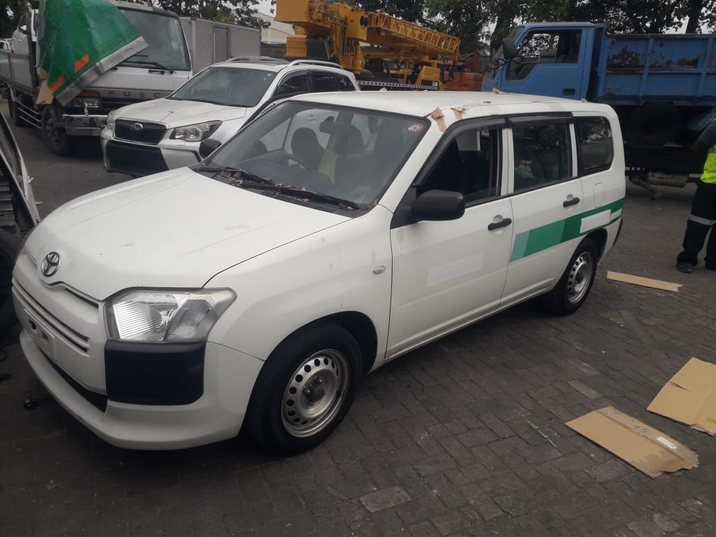 TOYOTA SUCCEED